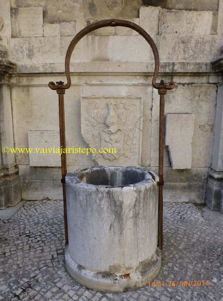 Poço - Museu do Carmo, em Lisboa.