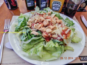 Super Salada de Camarões. Muito Gostosa.