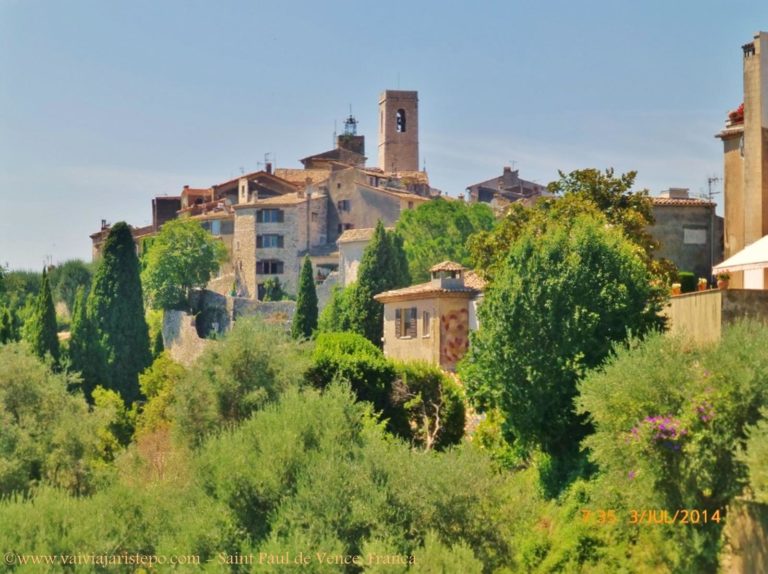Chegando a Saint-Paul-de-Vence.