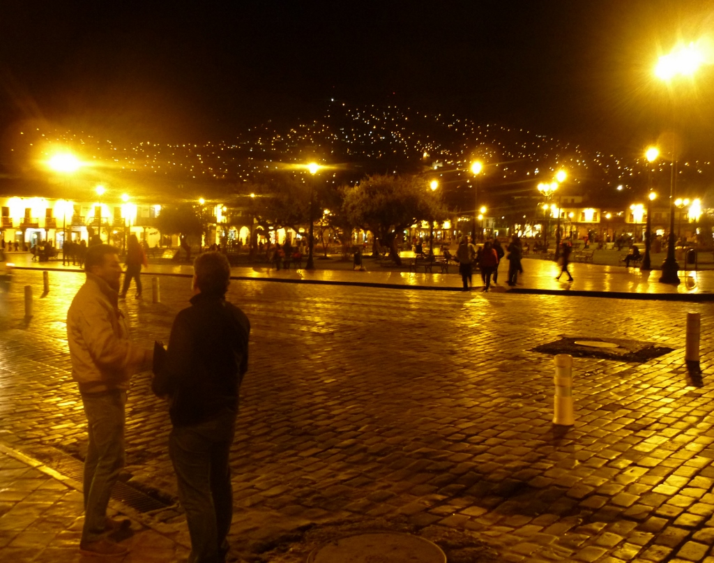 Praça de Armas cusqueña.