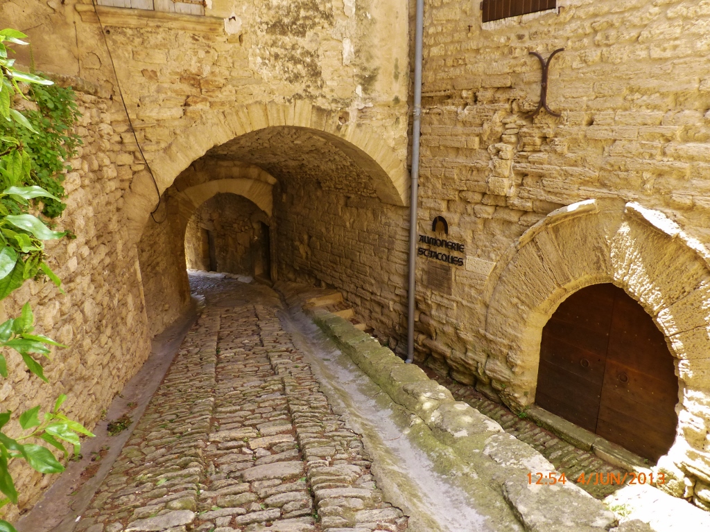 Gordes. Gordes.
