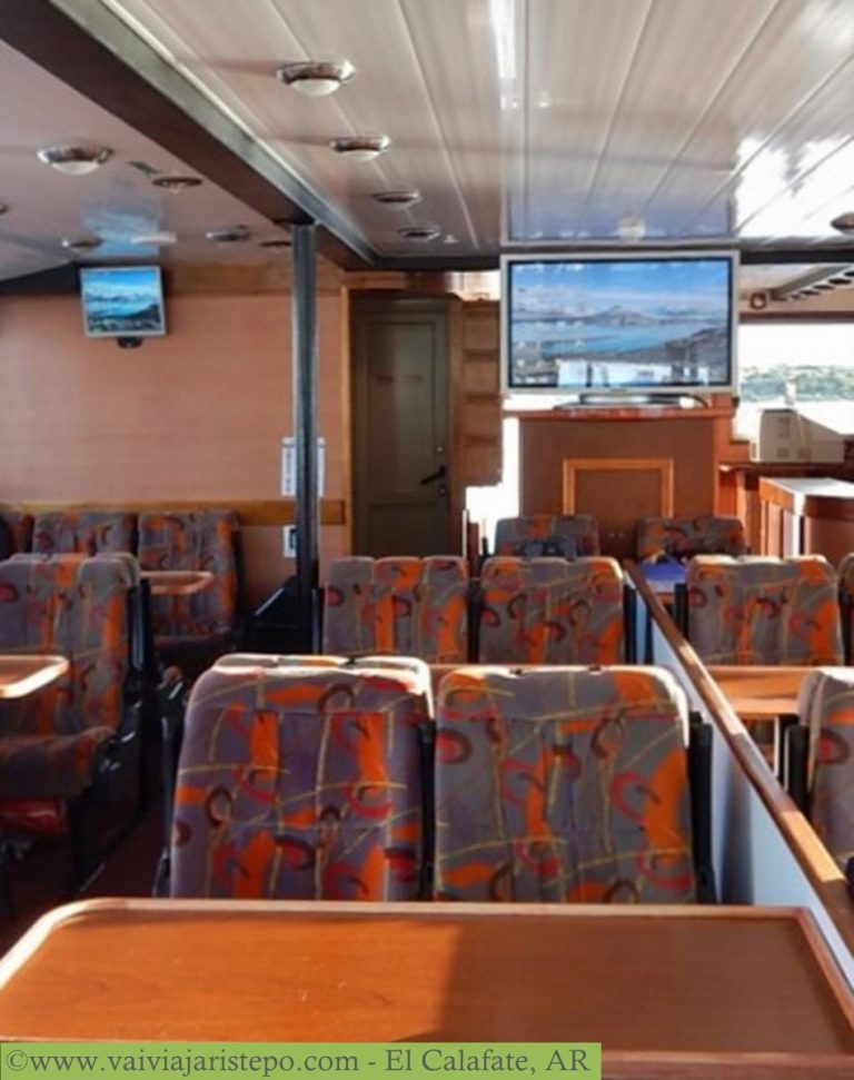 O catamarã é bem confortável e lhe afirmo com segurança que desse conforto se desfruta muito mais na volta do passeio: turistar também cansa e sempre rola um cochilo.