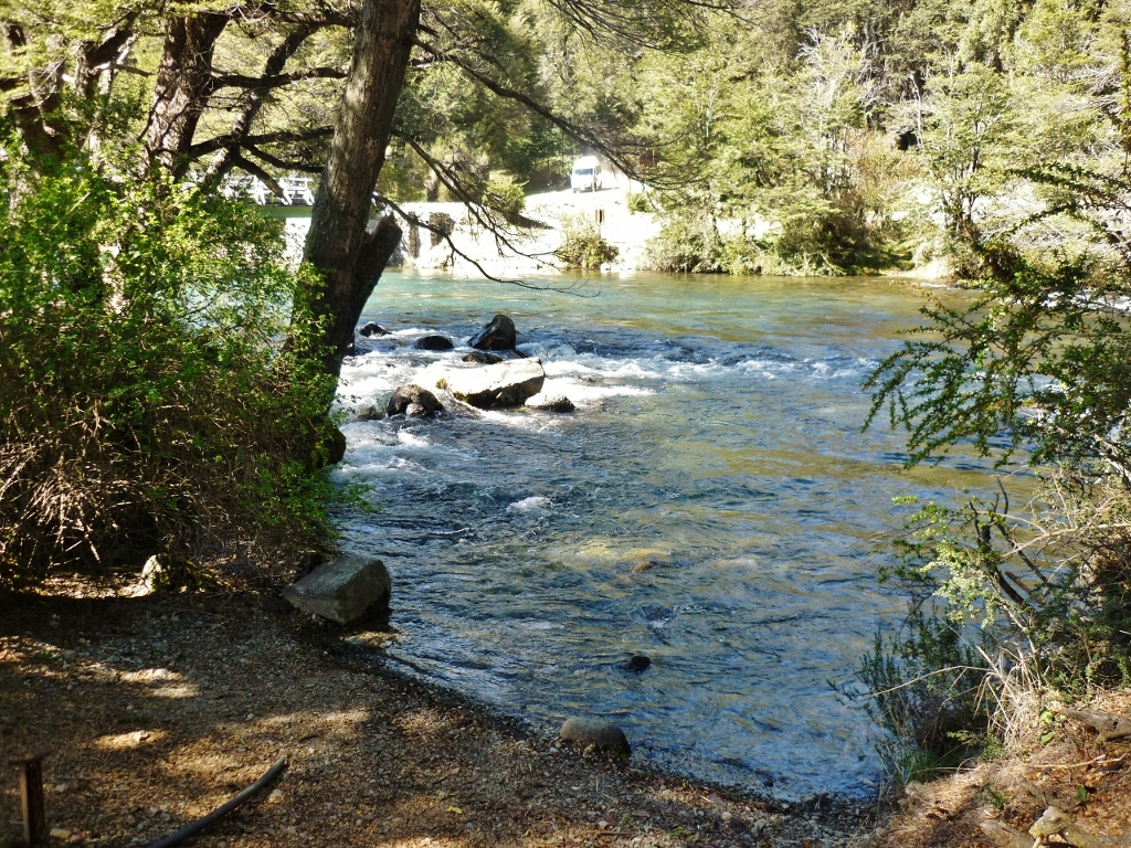 Rio Manso, de águas cristalinas.