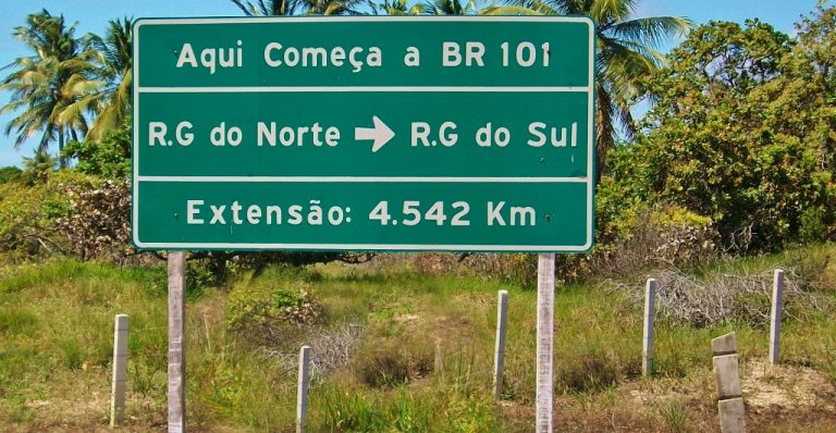 Placa indicativa do início da BR 101