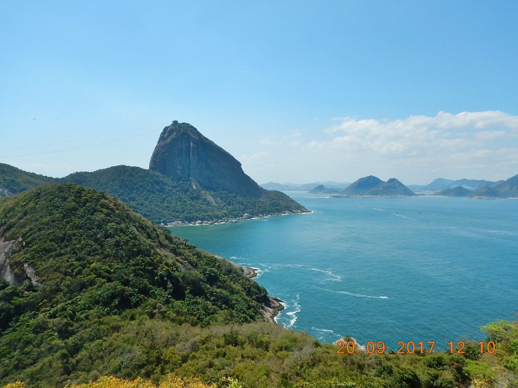 Forte do Leme. Pão de Açucar visto do Forte do Leme.