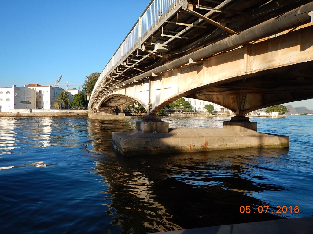 Ilha das Cobras e ponte de acesso à Orla Prefeito Luiz Paulo Conde.