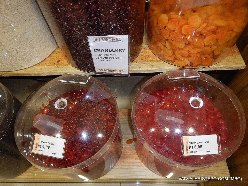 Cranberry - a etiqueta informa que combate infecção urinária e é antioxidante.