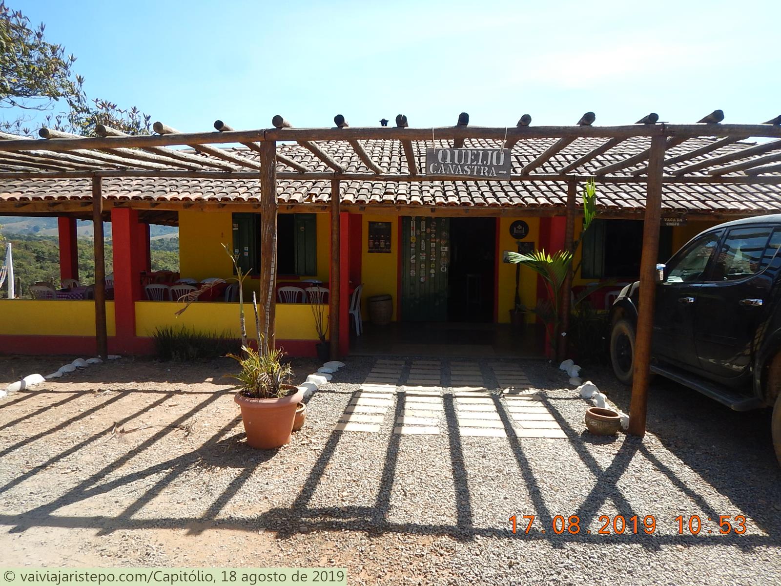 Fachada do restaurante onde o grupo parou para o almoço.
