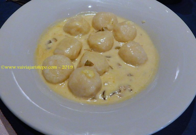 Nhoque recheado do Linguini - Bariloche Linguini em Bariloche