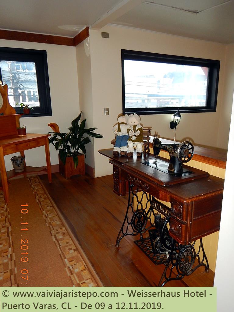 Weisserhaus Hotel no Centro de Puerto Varas, Chile.