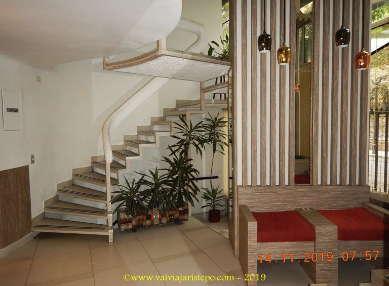 Estar do Hotel Montecarlo.