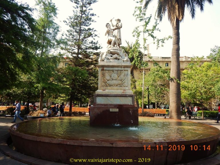 Quilômetro zero do Chile. Plaza de Armas de Santiago de Chile.