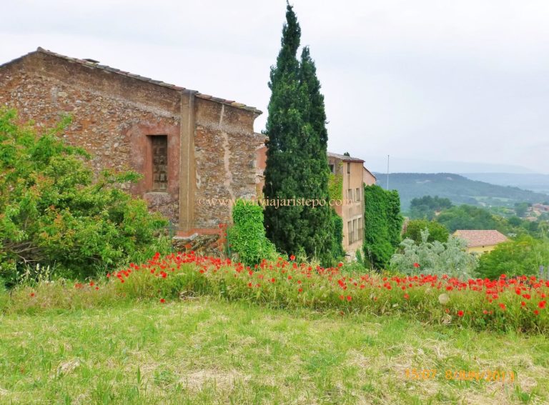 As cores de Roussillon. As cores de Roussillon.