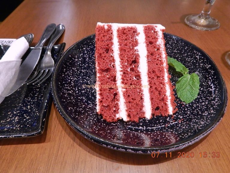 O Red Velvet do Jappa de Copacabana. O Red Velvet do Jappa de Copacabana.