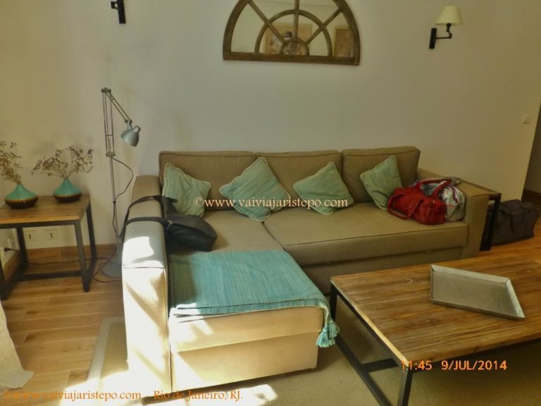 Apartamento que alugamos por intermédio do blog de viagens www.naprovence.com Apartamento que alugamos por intermédio do blog de viagens www.naprovence.com