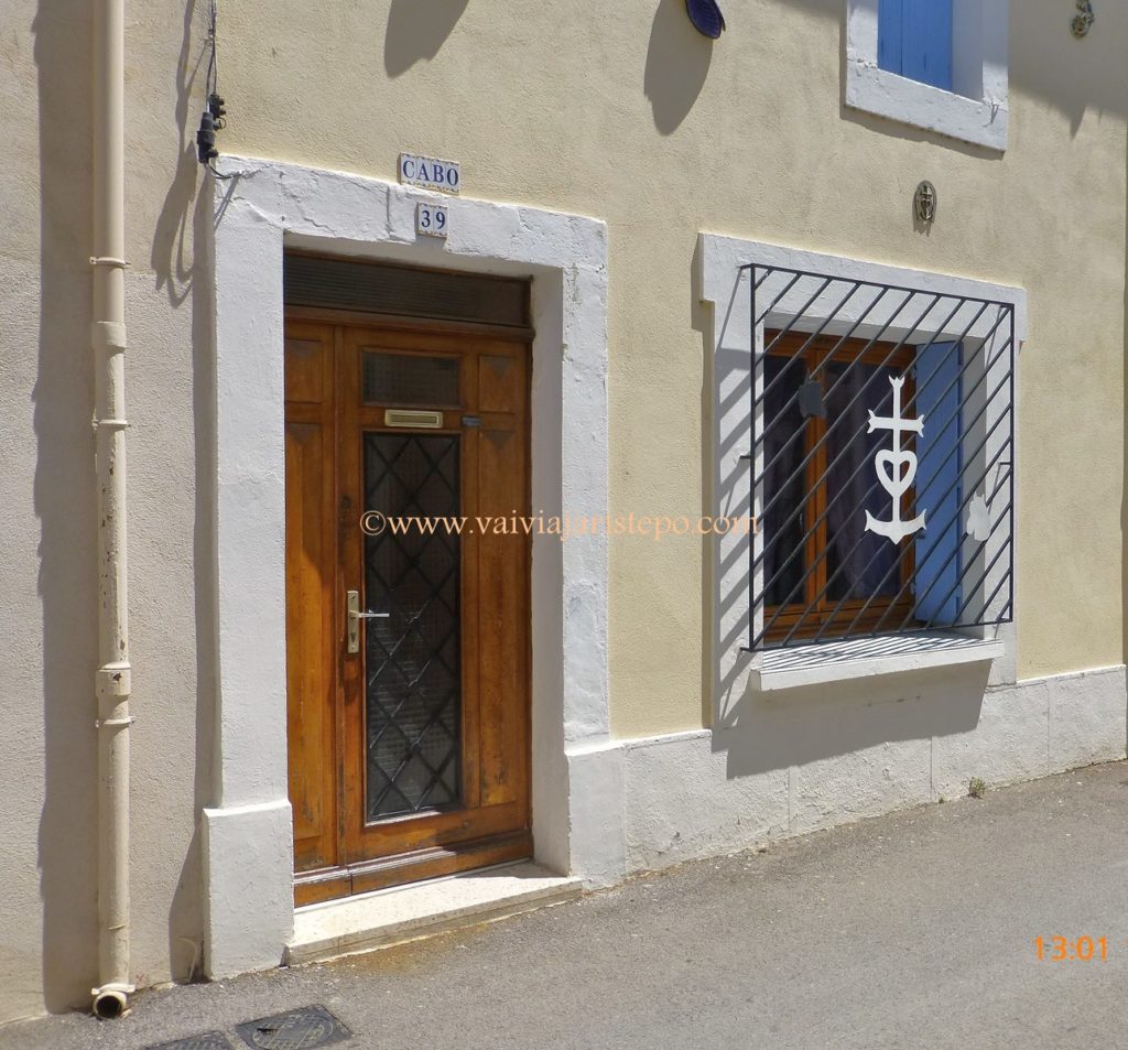 Rua de Aigues-Mortes. Rua de Aigues-Mortes.