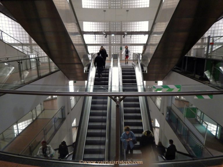 Linha 14 do Metrô de Paris. Linha 14 do Metrô de Paris.