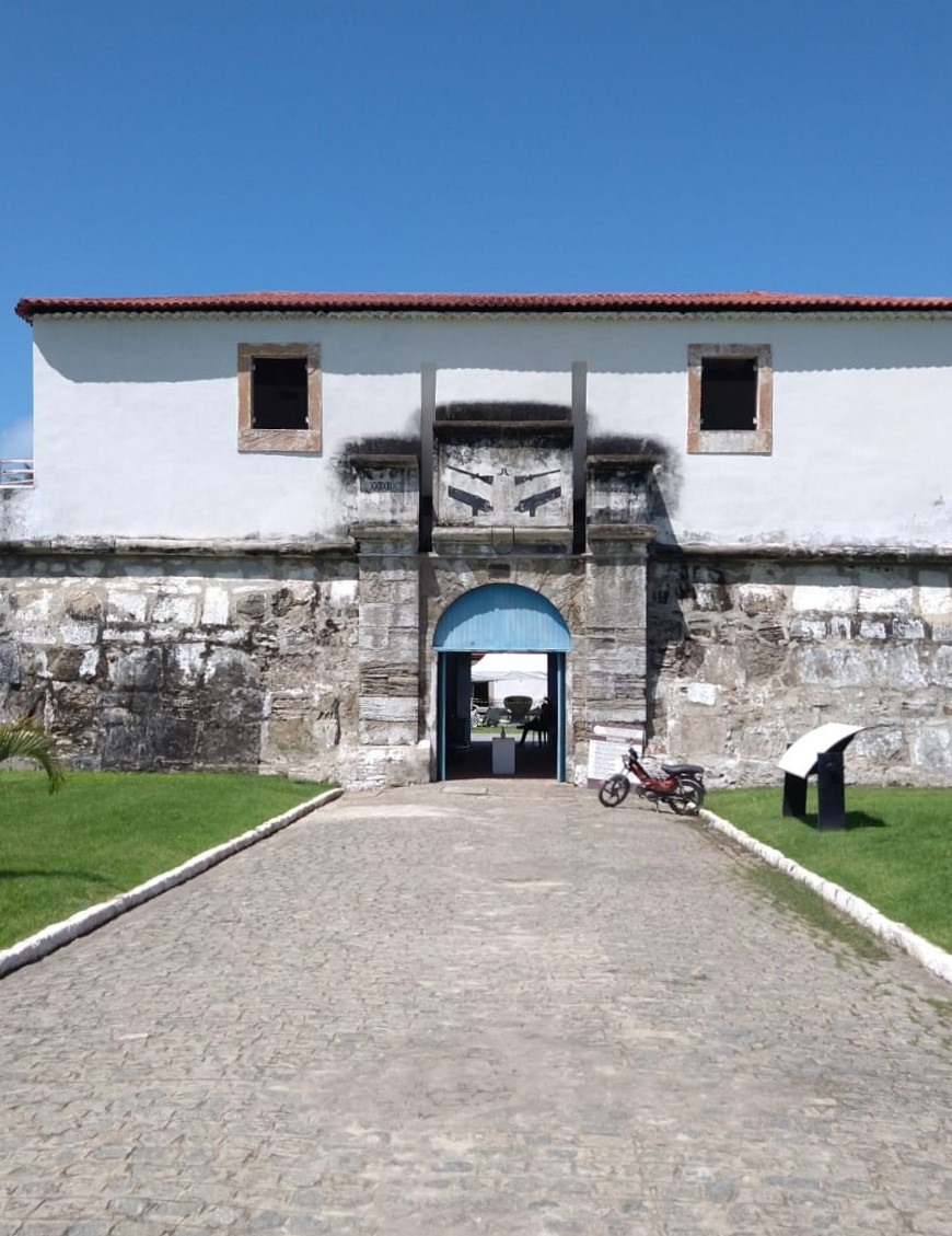 Entrada do Forte Sto Inácio de Loyola, em Tamandaré Entrada do Forte Sto Inácio de Loyola, em Tamandaré, PE.