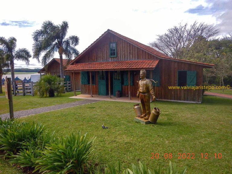 Fachada da queijaria.