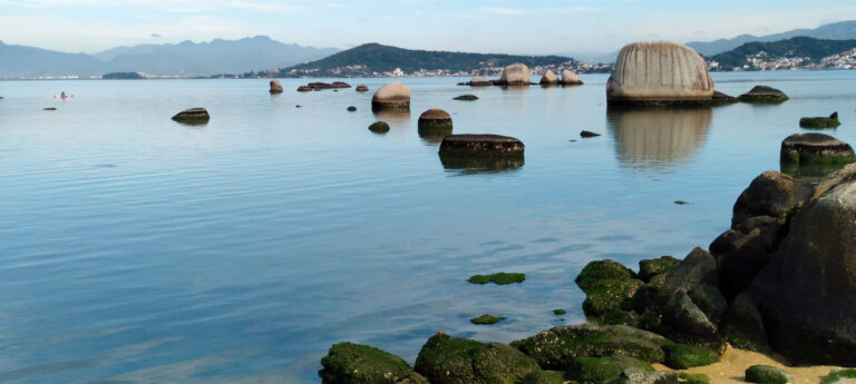 Foto da Praia das Plameiras - Itaguaçu.