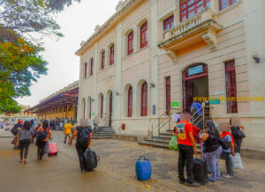 Praça da Estação, no Centro de Belo Horizonte, MG