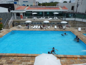 ... bem como três piscinas térmicas. Duas estão ao relento, e a terceira, sob cobertura.